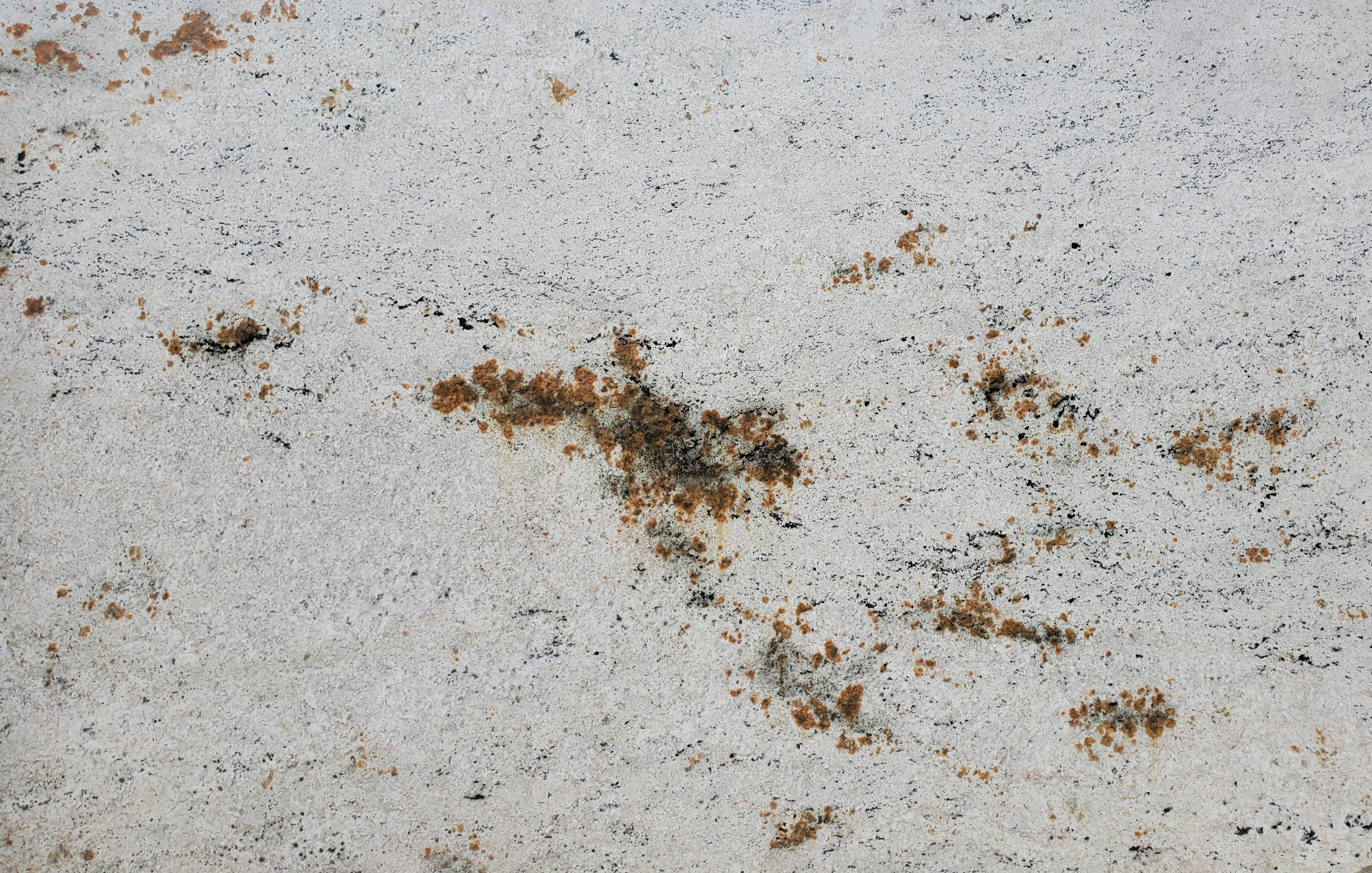 Đá Xuyên Sáng Colonial White - Trắng Thủy Tinh