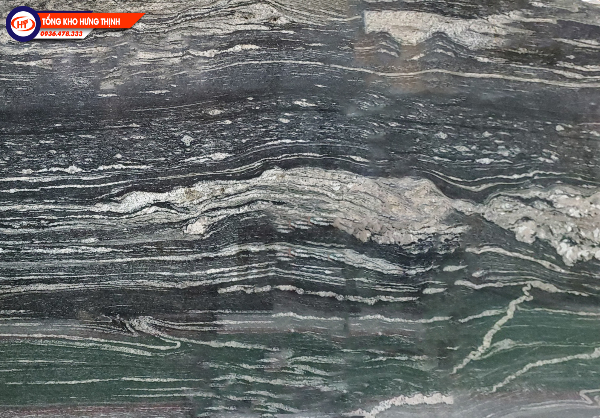 Đá Xuyên Sáng Black Mautus - Màn Đêm Huyền Bí