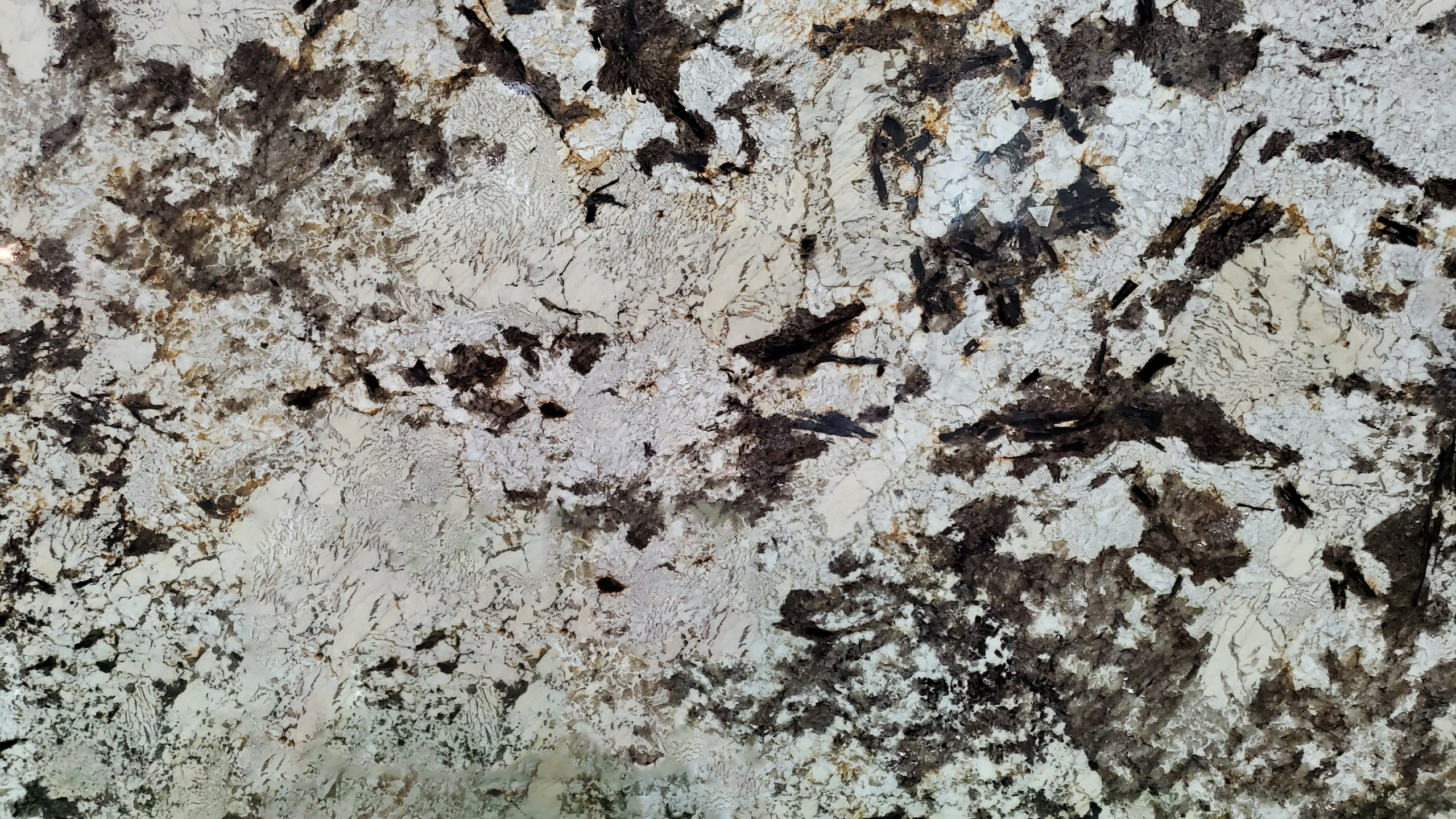 Đá Xuyên Sáng Branco Panda - Trắng Hổ Phách